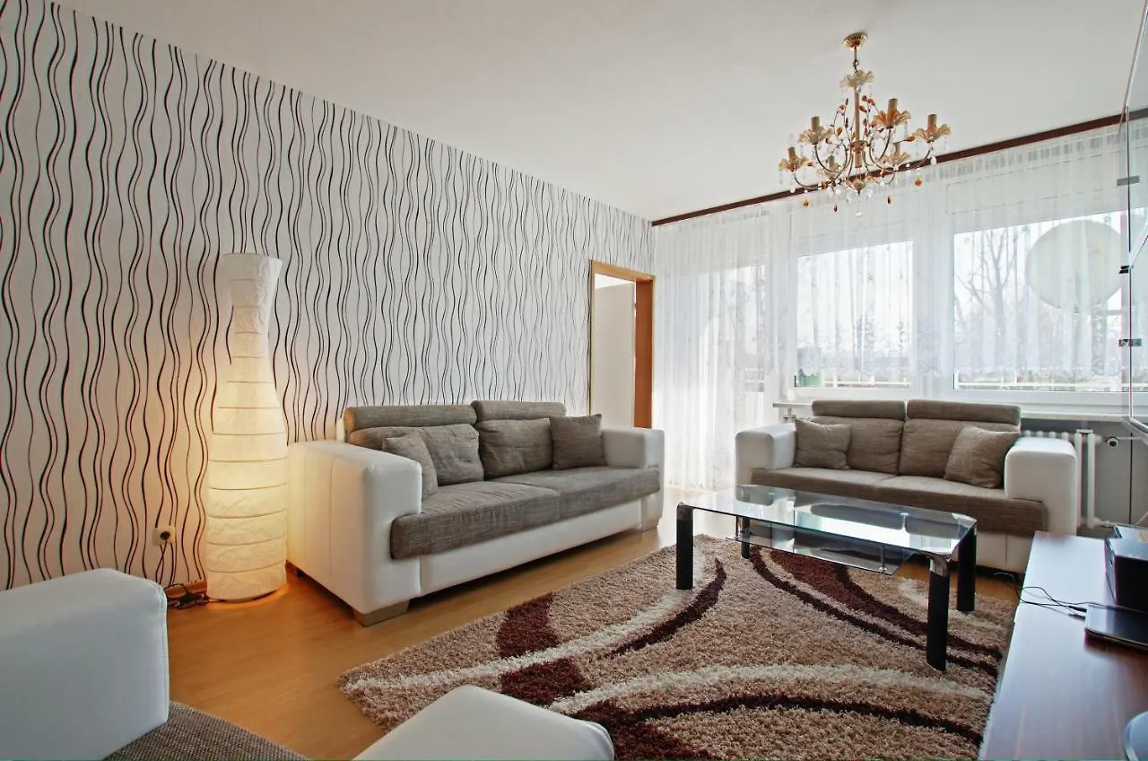 Apartments Or Rooms Near Exhibition Center ハノーファー 0*,
