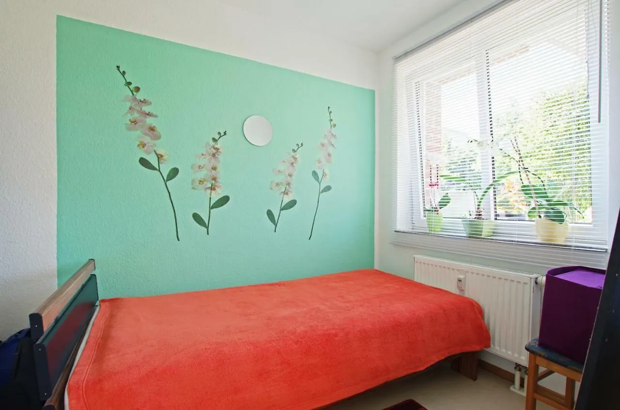 ゲストハウス Apartments Or Rooms Near Exhibition Center ハノーファー
